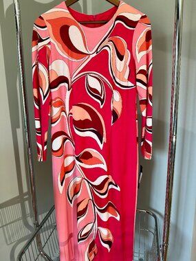 Maggy London G5296M - Printed Midi Long Sleeve Dress